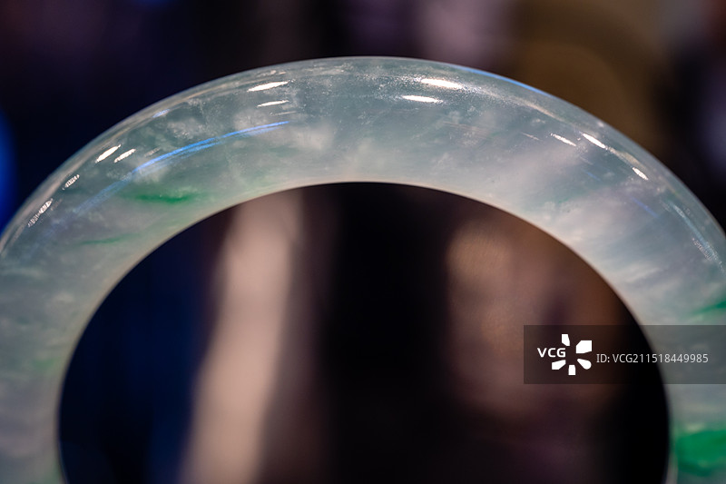 珠宝展上各类翡翠制品特写组图图片素材