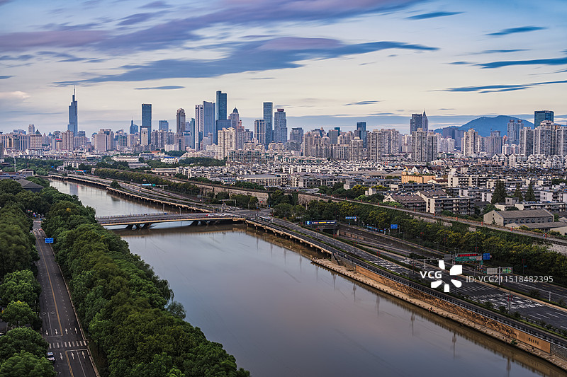 远眺紫金山图片素材