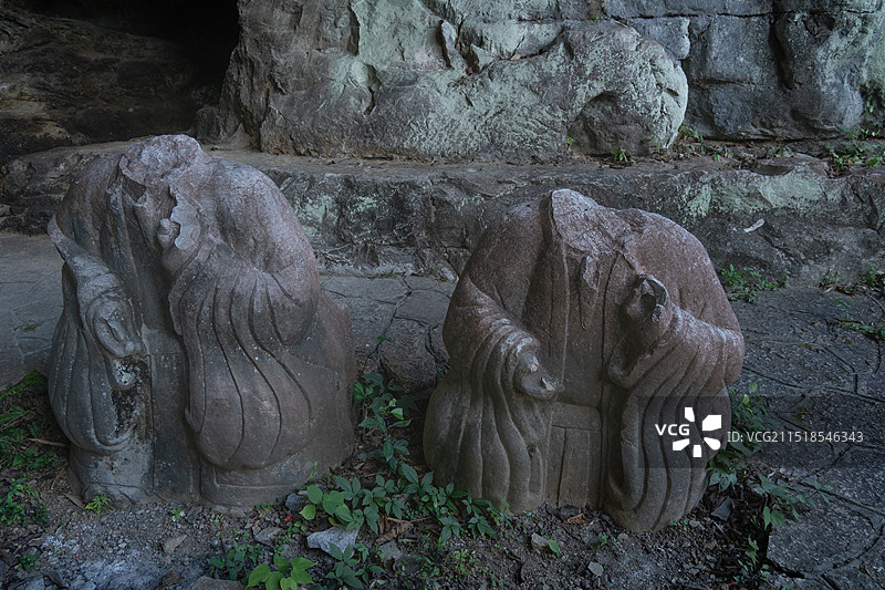 桂林南溪山玄元洞三清神像图片素材