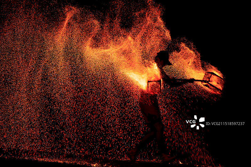 火焰披风图片素材