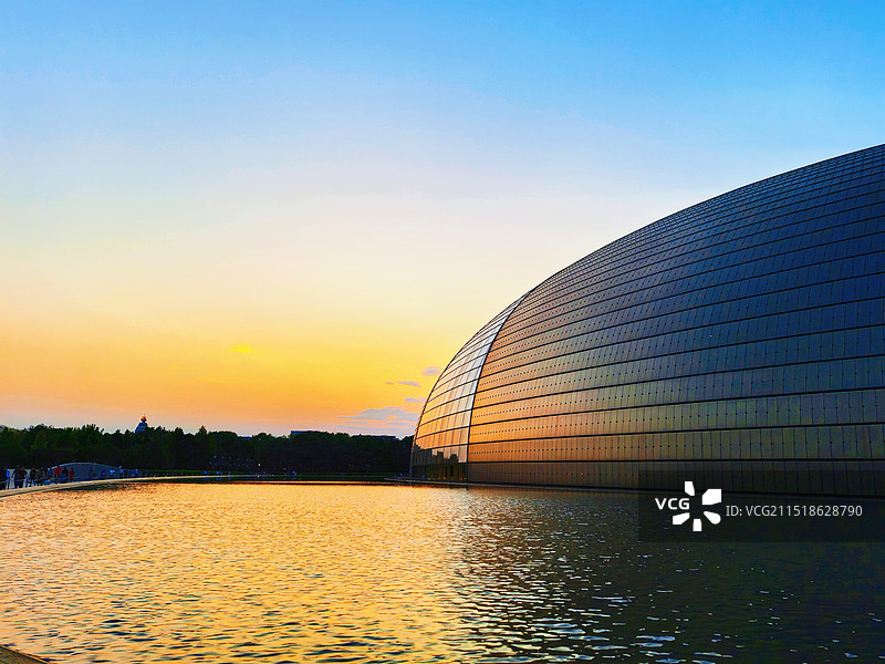 国家大剧院日落图片素材