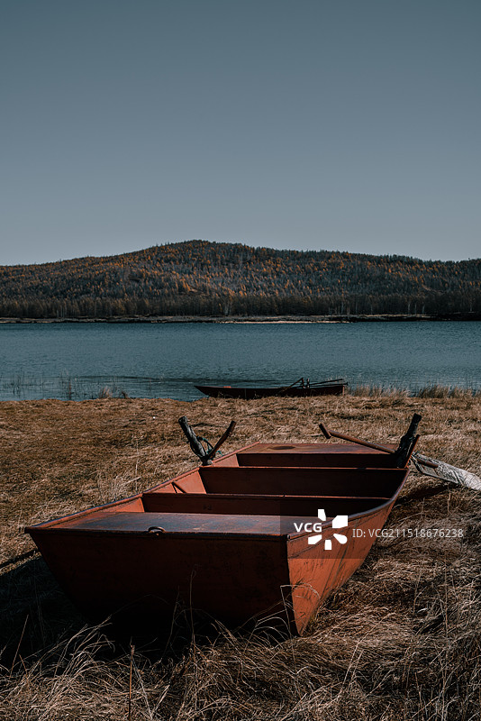 中国内蒙古自治区兴安盟阿尔山景区仙鹤湖湖边秋季图片素材