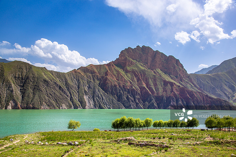青海尖扎县清黄河段风光图片素材