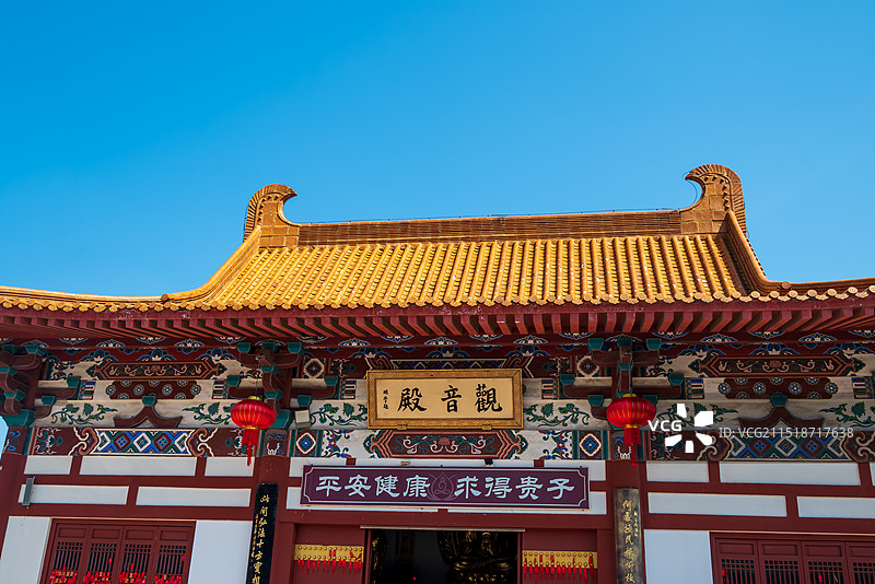 江苏徐州宝莲寺观音殿，香火祈福图片素材