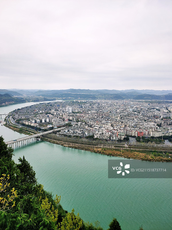 穿过阆中古城的嘉陵江水图片素材