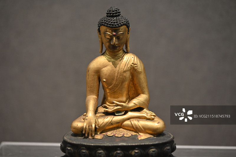达州博物馆巴文化青铜器陶器展图片素材