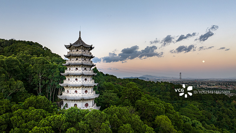 彩云追月图片素材