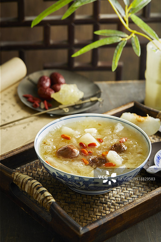 传统中式甜品小吊梨汤图片素材