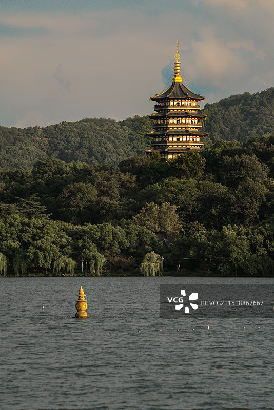 西湖雷峰塔图片素材