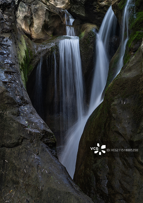 四川省广安市邻水县华蓥山天意谷图片素材
