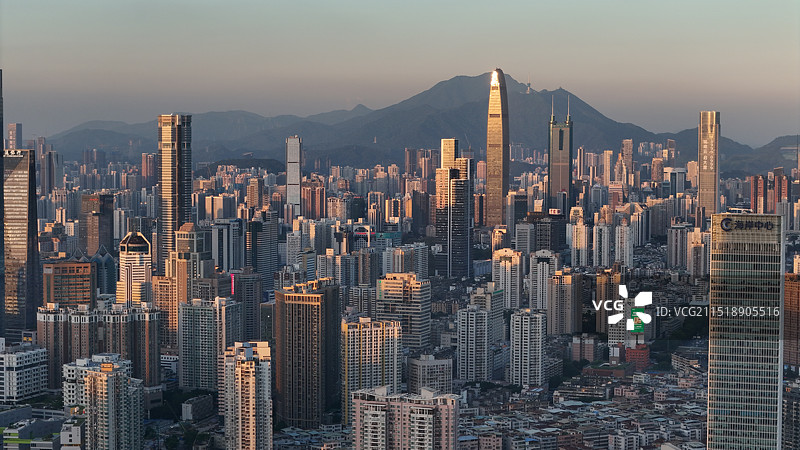 夕阳下的京基与帝王图片素材