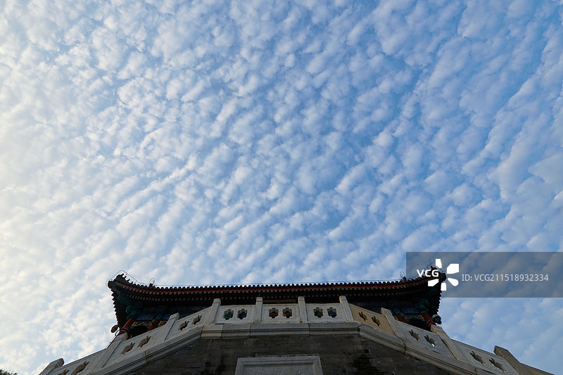 颐和园鱼鳞云图片素材