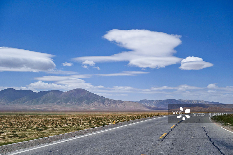 国道G109青藏公路沿途风光图片素材