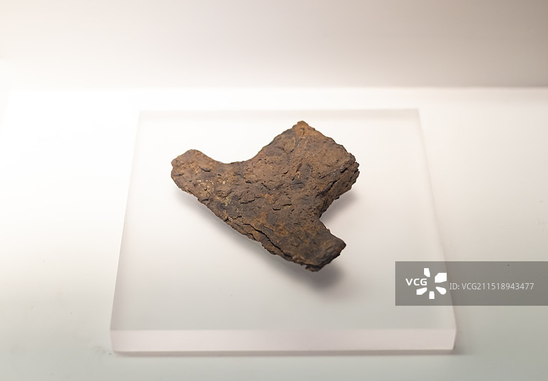 铁钺 西汉（公元前206-一公元25年） 武夷山城村汉代城址出土 福建博物院图片素材