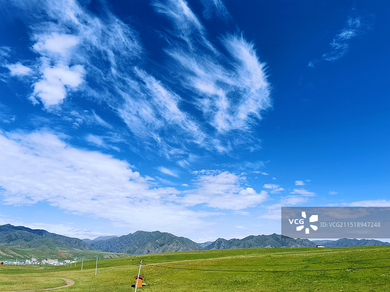 甘肃省甘南藏族自治州夏河县桑科草原风景区美景图片素材