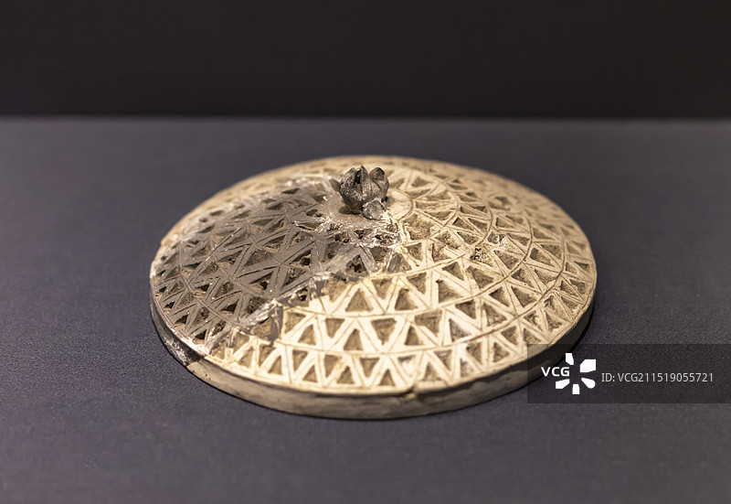 陶香熏盖 汉（公元前202-公元220年） 武夷山城村汉城遗址 福建博物院图片素材