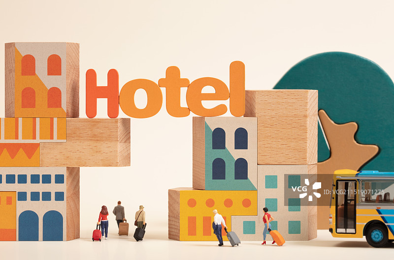 微缩创意酒店积木建筑与字母hotel图片素材