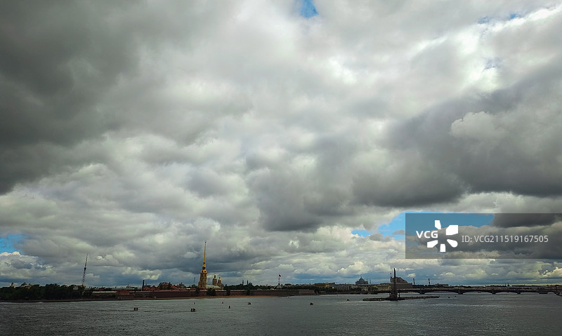 圣彼得堡  涅瓦河畔图片素材