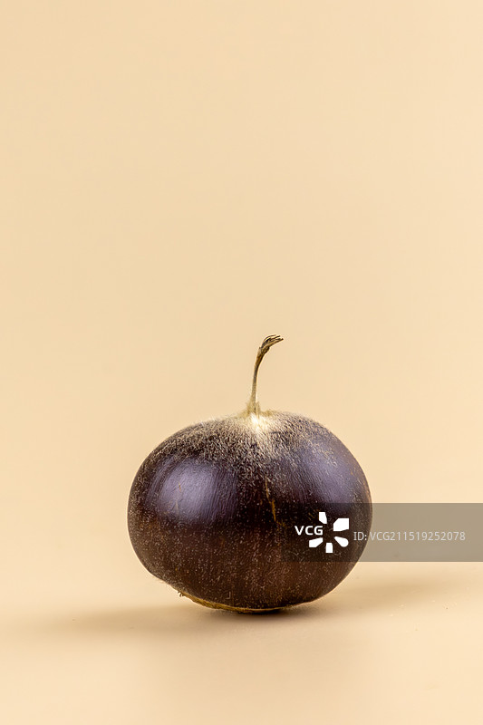 新鲜板栗的特写镜头图片素材