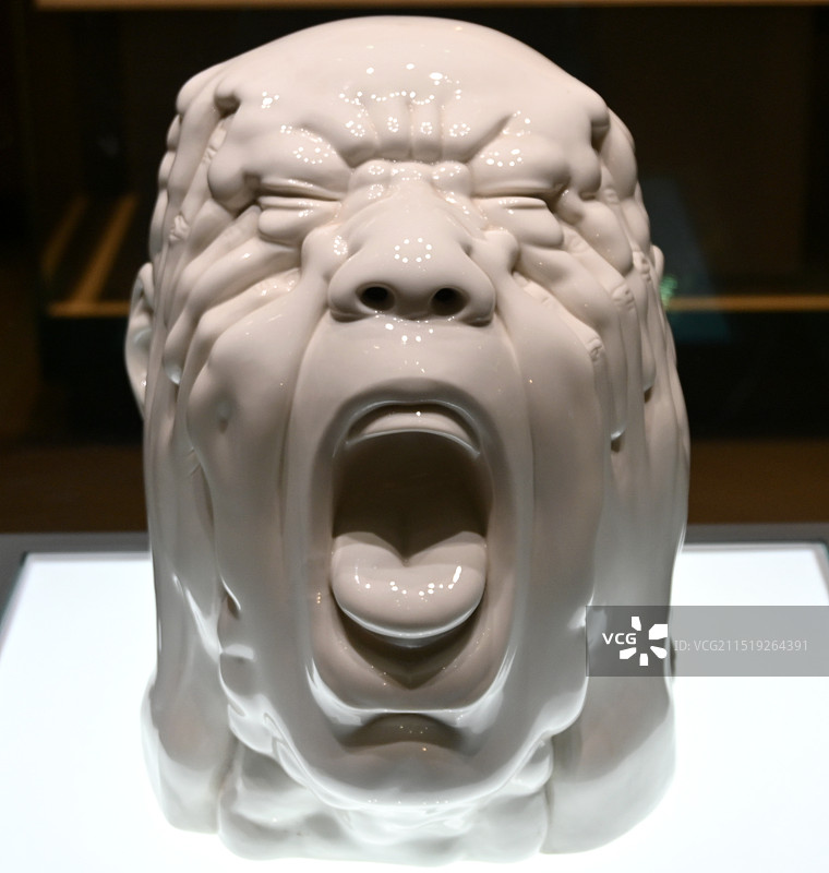 雕塑呐喊图片素材