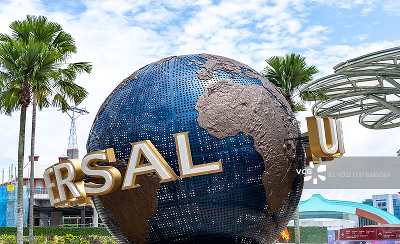 新加坡环球影城的复古欧式建筑城堡广告牌特写图片素材