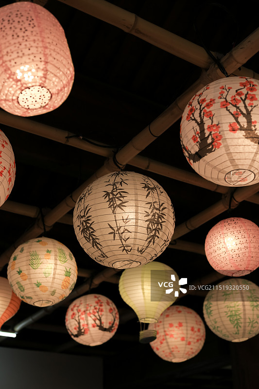 山东济南章丘明水古城花灯铺传统花灯图片素材