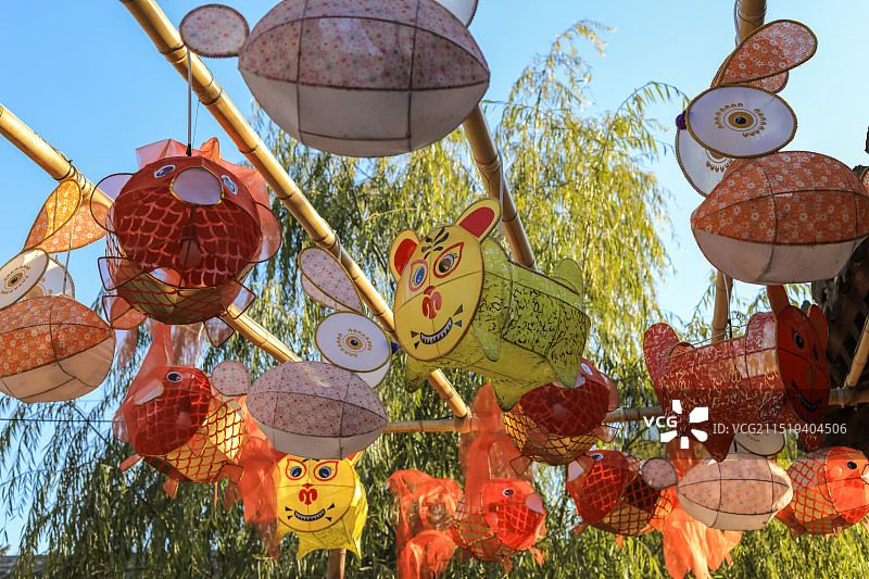 山东济南章丘明水古城花灯铺传统花灯图片素材