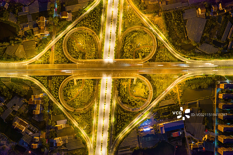 中国湖南省衡阳市珠晖区船山东路与东三环立交桥夜景航拍图片素材
