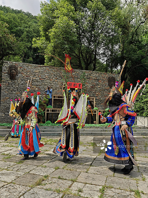 街拍安顺天龙屯堡:地戏表演图片素材
