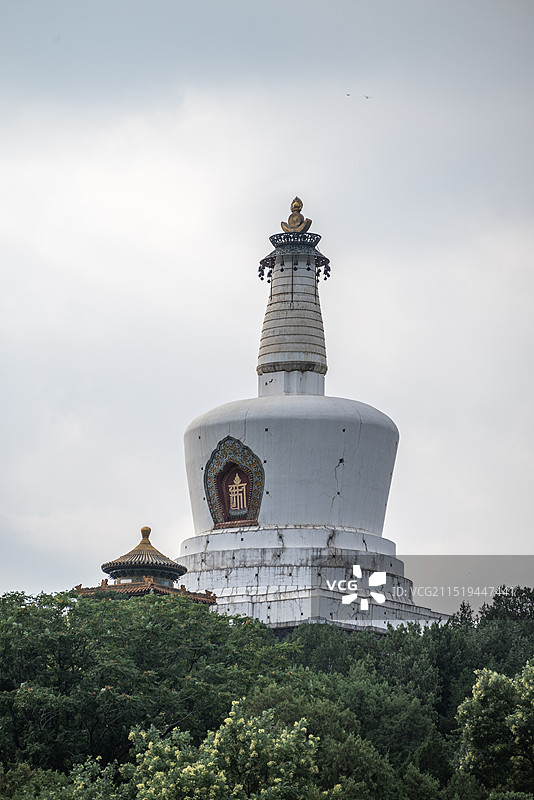 北海公园白塔图片素材