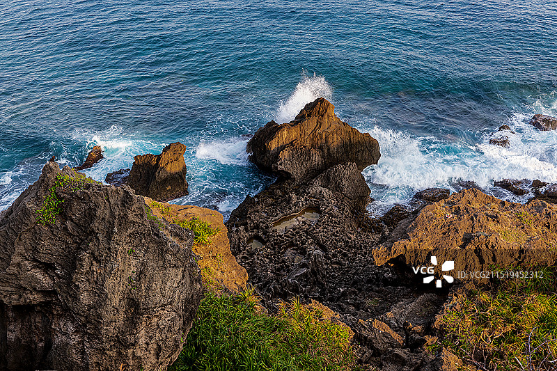 中国台湾屏东县垦丁公园鹅銮鼻公园猫鼻头景区 海岛风光图片素材
