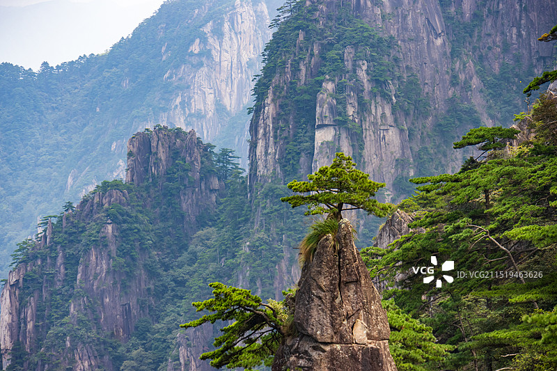 安徽黄山风景区梦笔生花图片素材