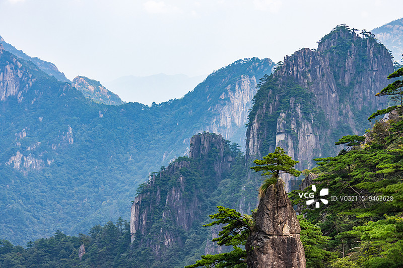 安徽黄山风景区梦笔生花图片素材