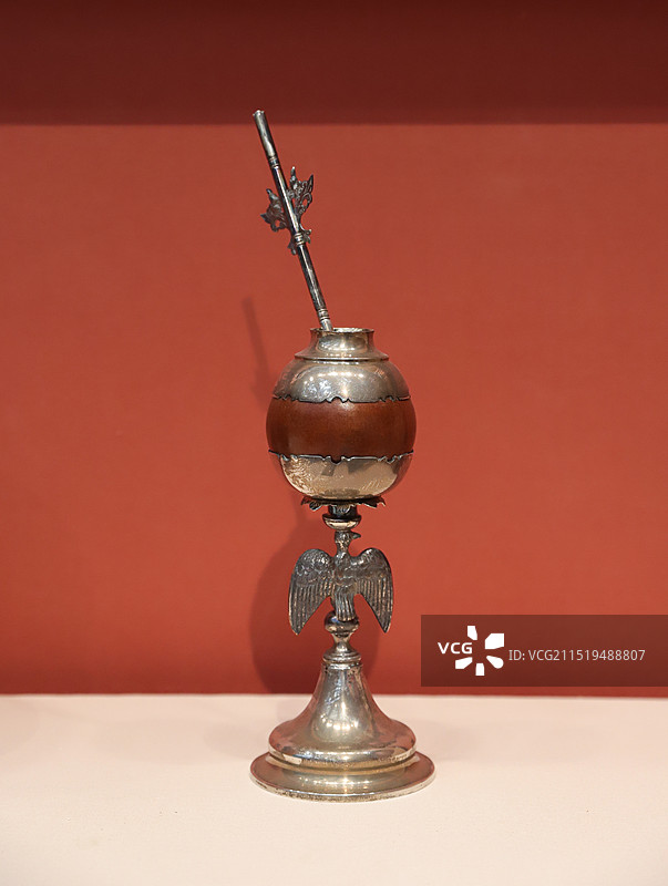 1988年5月阿根廷赠予中国的镶银马黛茶具（国家礼品管理中心馆藏）图片素材