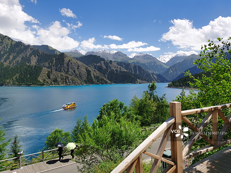 新疆天山天池图片素材