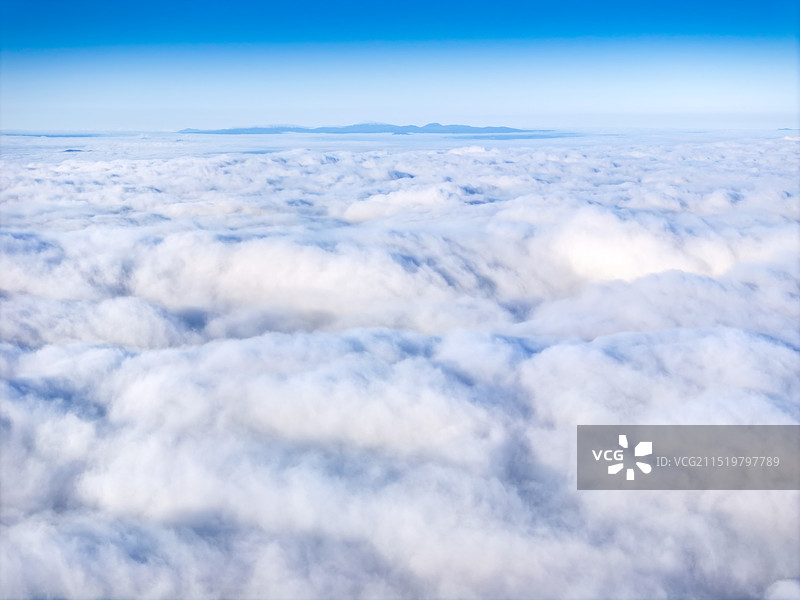 云海之上长白山图片素材