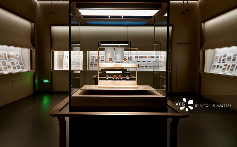 上海博物馆东馆中国历代货币馆展览展厅展馆图片素材