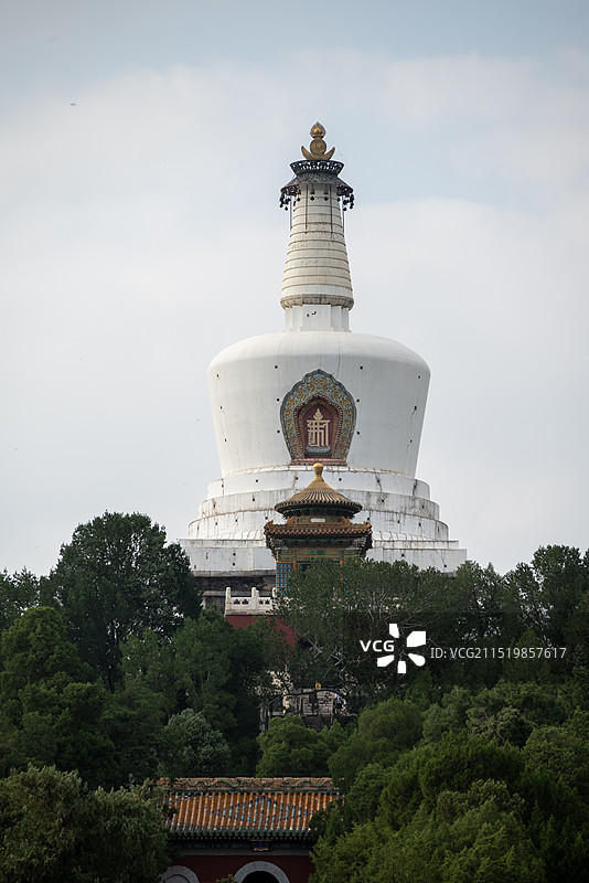 北海公园白塔图片素材