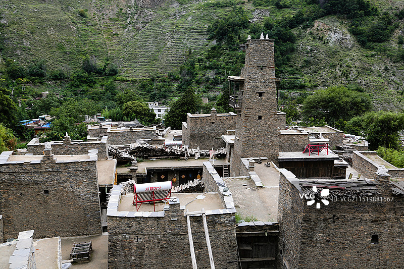 俯瞰桃坪羌寨图片素材