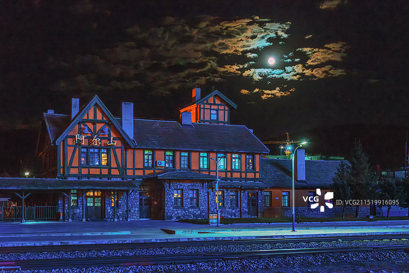 阿尔山火车站图片素材