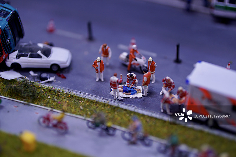 事故救援微缩模型场景还原图片素材