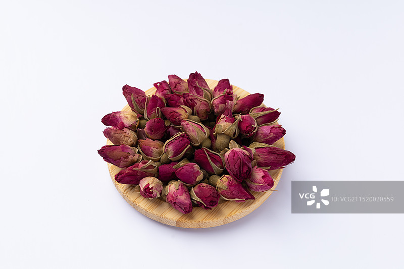 平阴玫瑰花苞养生茶，无硫重瓣红玫瑰花茶，干玫瑰花草茶静物特写图片素材