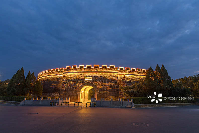 曲阜明故城北门仰圣门夜景图片素材