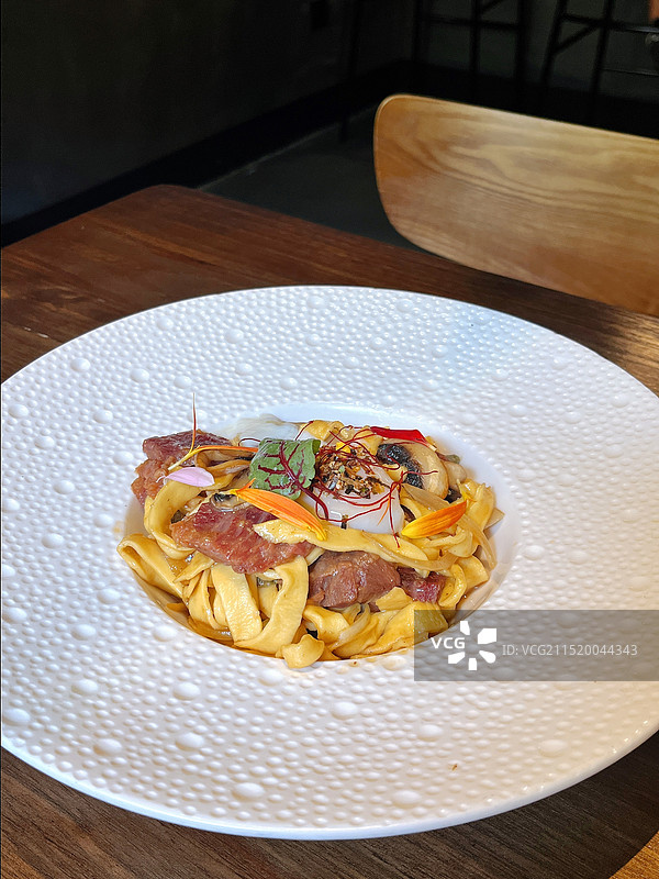 西式简餐，宽意粉图片素材