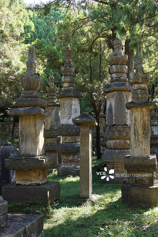 济南灵岩寺墓塔林图片素材