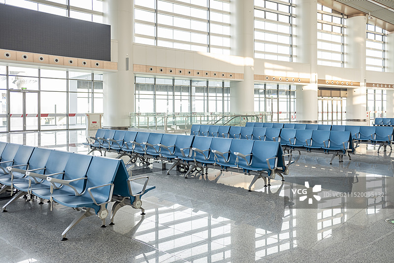 火车站高铁大厅候车座椅图片素材