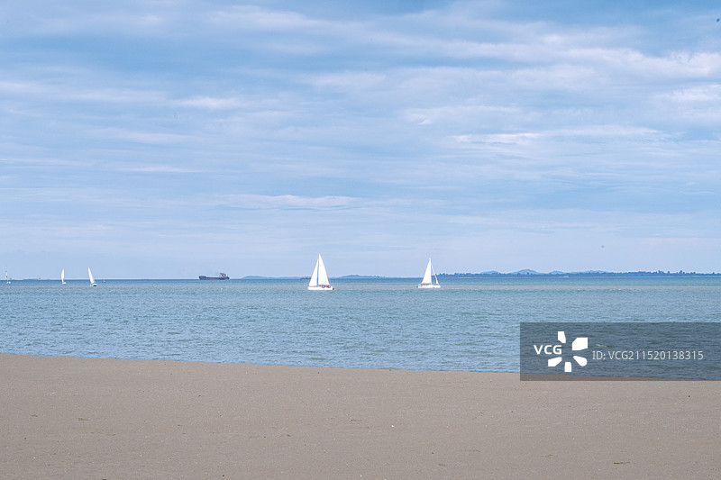 海上帆船图片素材