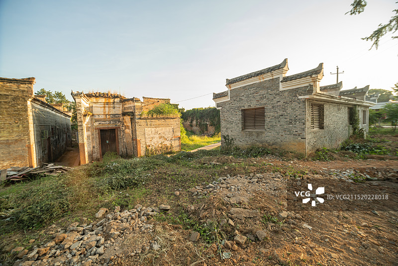 吉水县金滩镇燕坊古村落黄昏景色图片素材