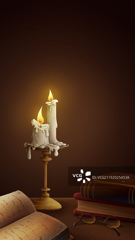 夜晚书桌上燃烧的蜡烛图片素材