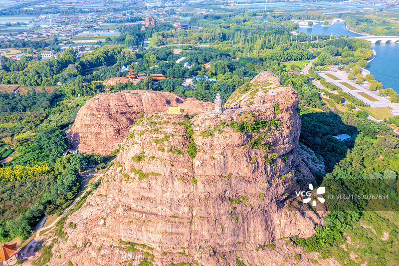 中国辽宁营口鲅鱼圈望儿山航拍风光图片素材